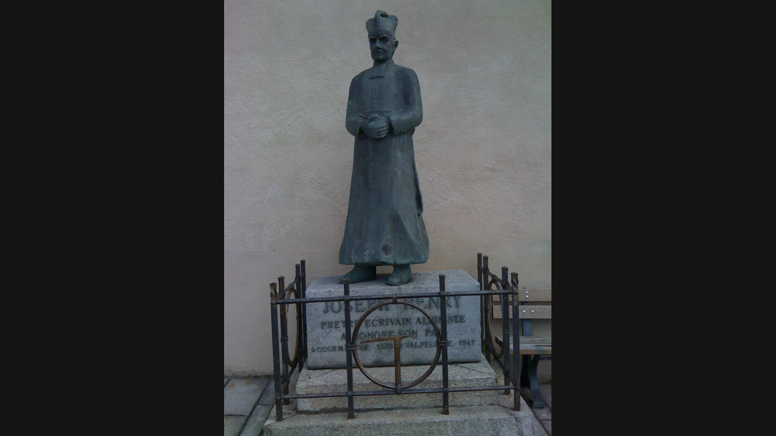 L'abbé Joseph-Marie Henry – Curé de Valpelline, alpiniste, botaniste et historien de la vallée (1870-1947)