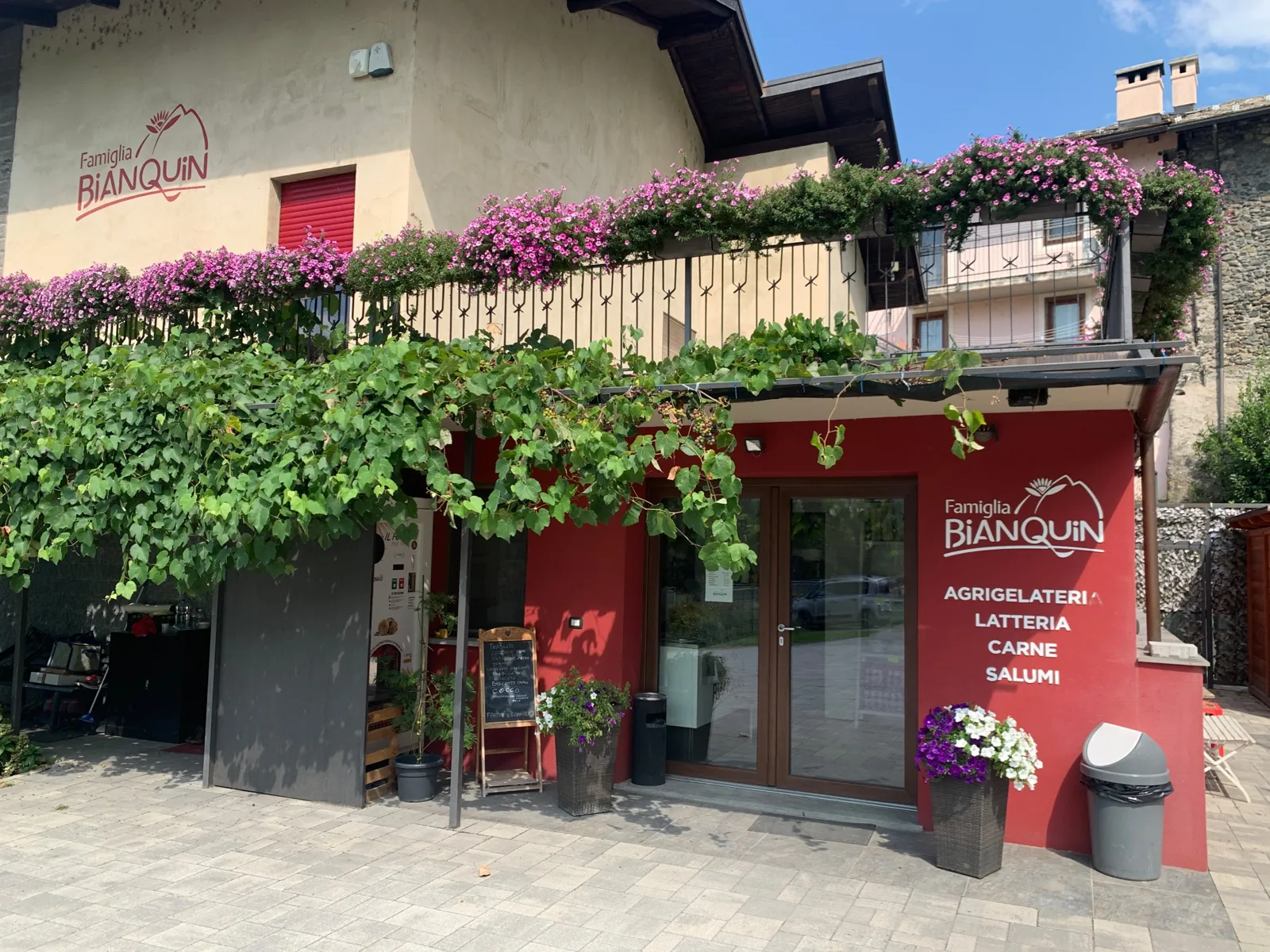 Agrigelateria Famiglia Bianquin – La glace au lait de la ferme, à Pollein