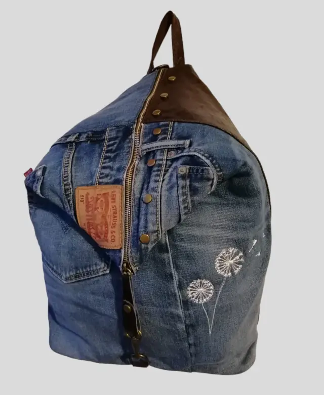 Sac en jean brodé de pissenlits