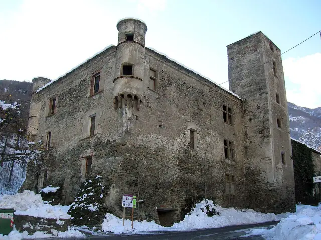 Le Château de Saint-Marcel