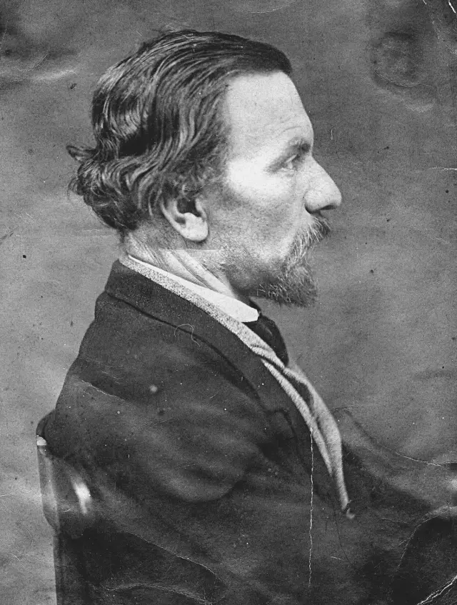 Innocenzo Manzetti de profil.