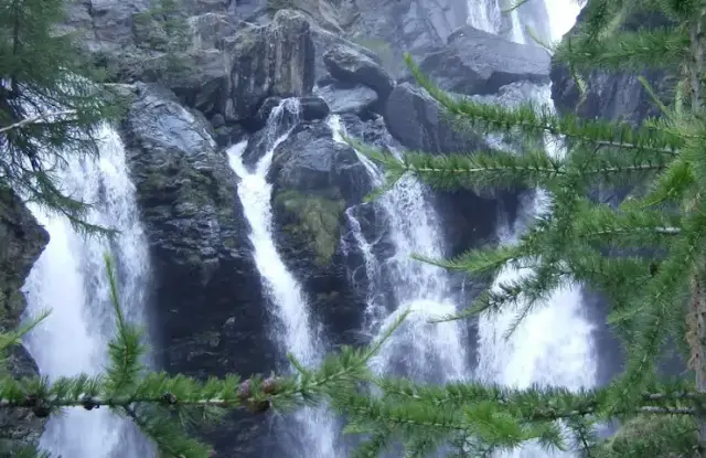Le cascate di Lillaz