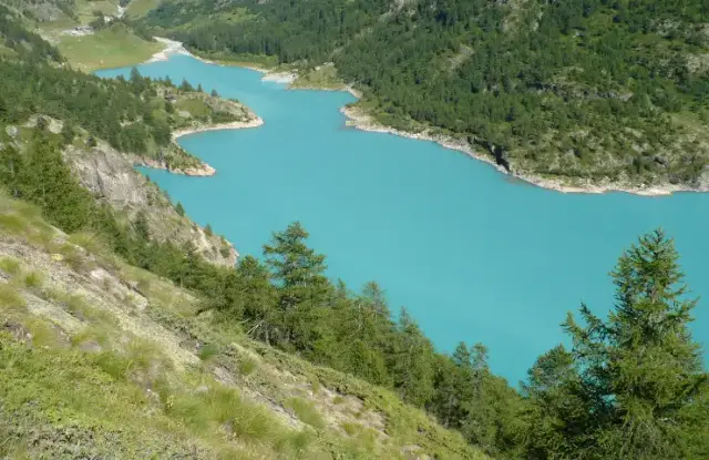 Il lago di Place-Moulin