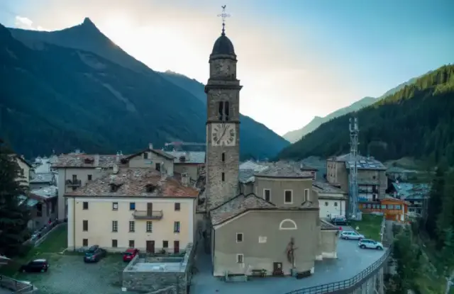 The parish church of Saint-Ours in Cogne