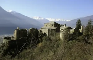 Lire la suite à propos de l’article Le Château de Quart